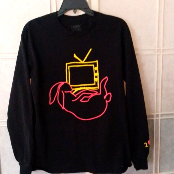 Harry Styles | Tops | Harry Styles Love On 222 Tour Bunny Tv Msg Black ...